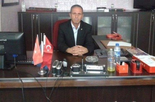 Diyarbakır'ın Dicle İlçesi'nde AK Parti İlçe Başkanı Deryan Aktert, işyerinde PKK'lı terörist grubun silahlı saldırısı sonucu yaşamını yitirdi.