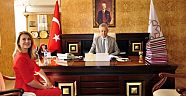 Yazar Eratik vali taşkesen’i ziyaret etti 